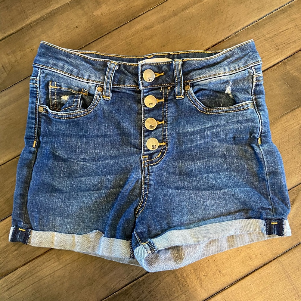 Tillys Shorts